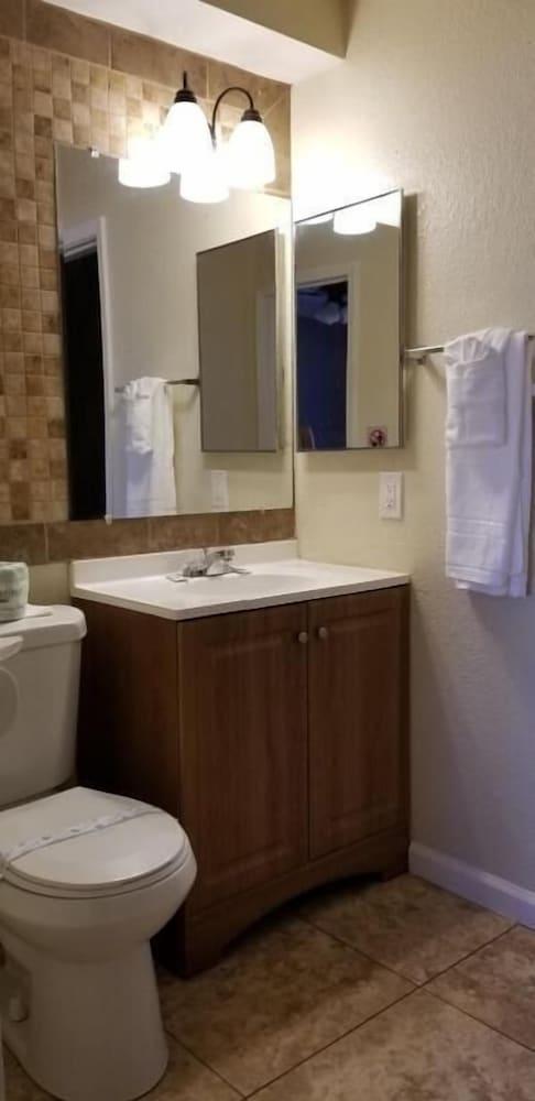 Sierra Crossing Motel photo 11