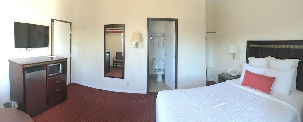Harborview Inn & Suites San Diego Harbor photo 18