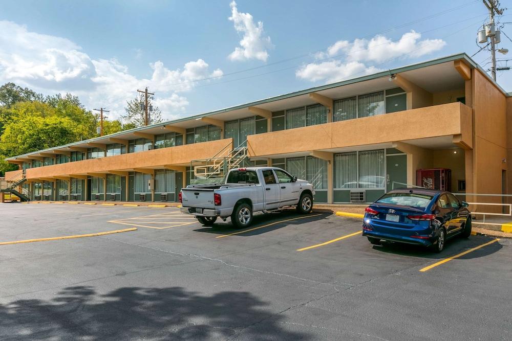Rodeway Inn Kingston Springs photo 17