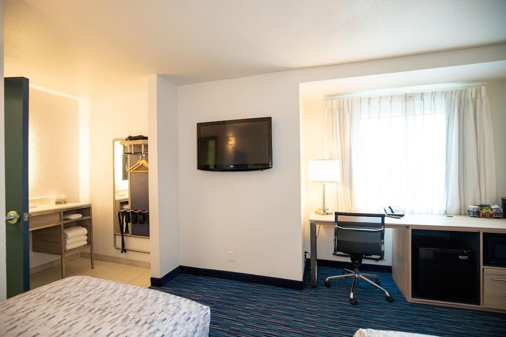 Orange Grove Inn photo 15