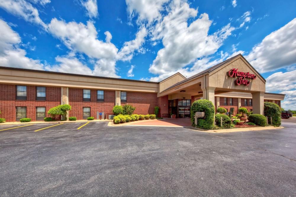 Hampton Inn by Hilton Clarksville photo 38