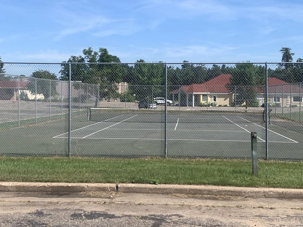 Econo Lodge Brainerd photo 32