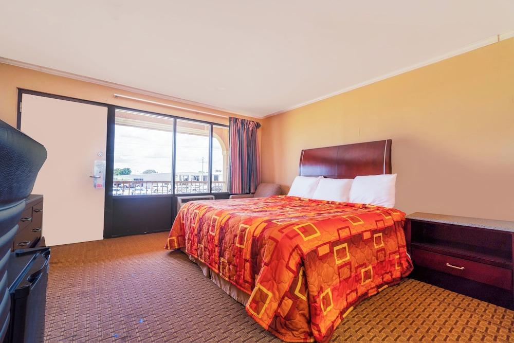 River Valley Motor Inn photo 7