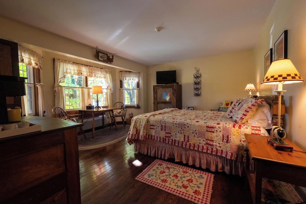 Gregory House Country Inn photo 12