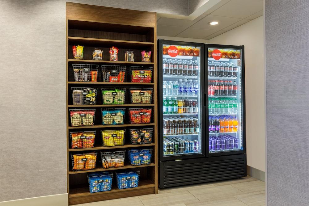 Holiday Inn Express Tampa N I-75 - University Area by IHG photo 39