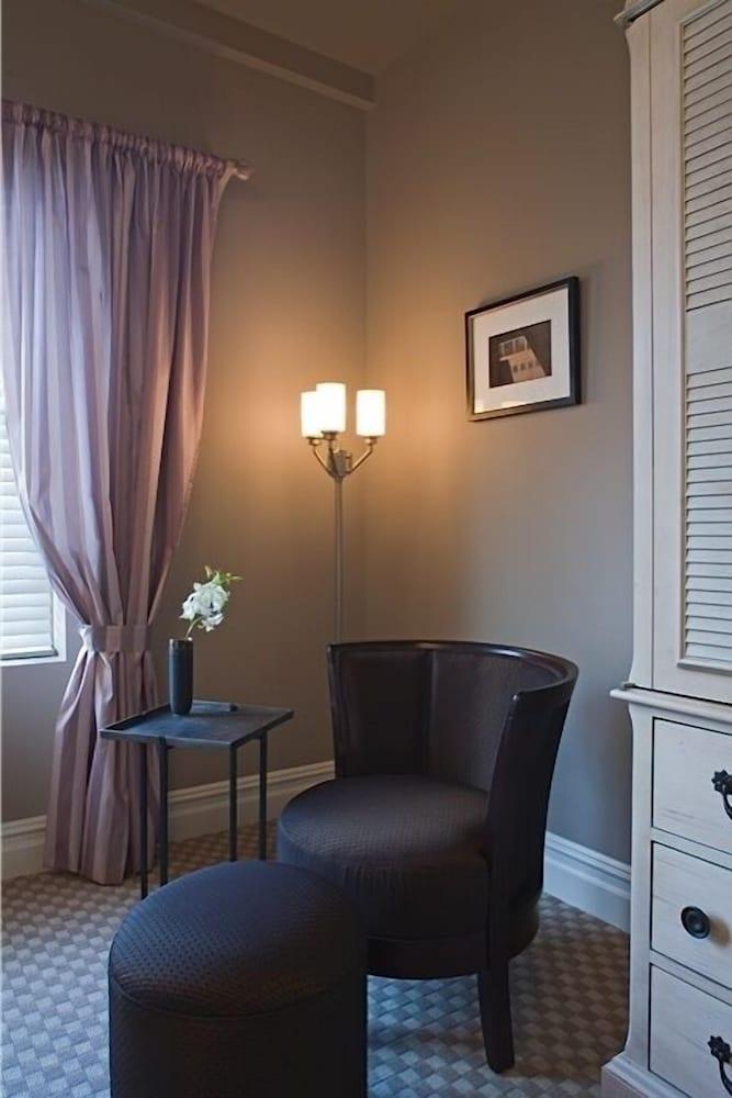 Blue Bay Inn photo 8