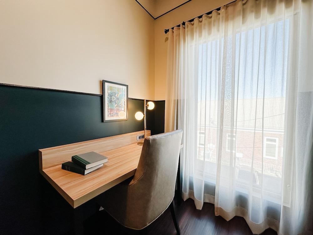 The Carpentry Hotel photo 12