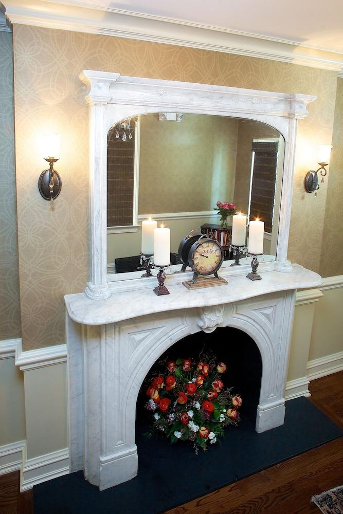 Guesthouse at Norwalk Inn photo 42