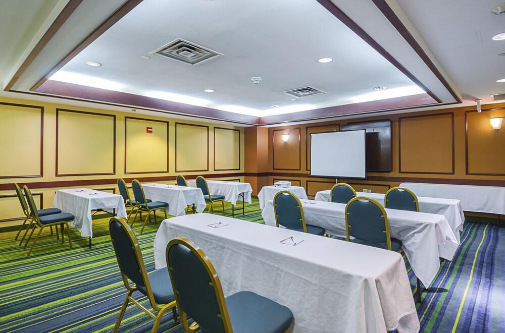 Quality Inn Boston - Revere photo 10