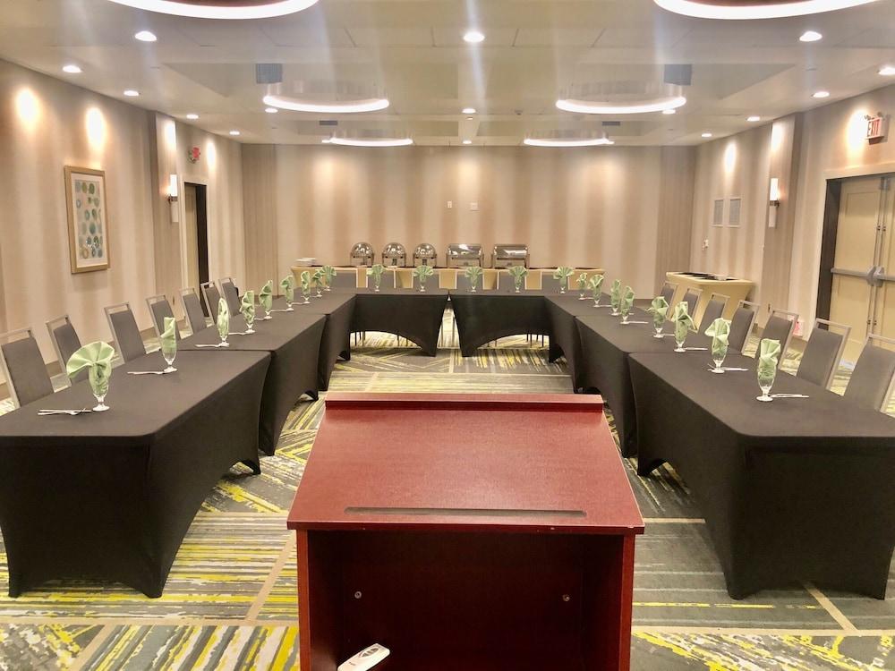 Holiday Inn & Suites Houston NW - Willowbrook by IHG photo 48