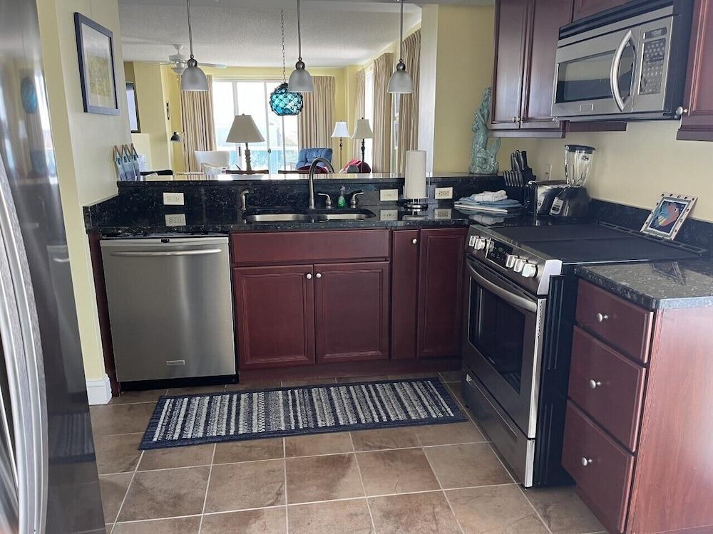 Miramar Condominiums photo 32