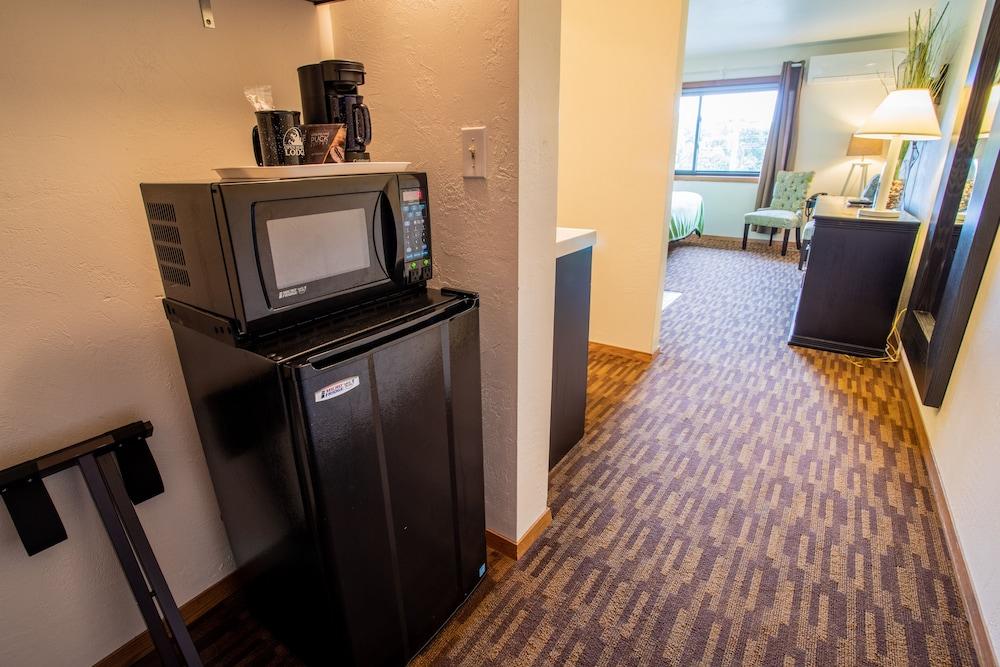 Open Hearth Lodge photo 40