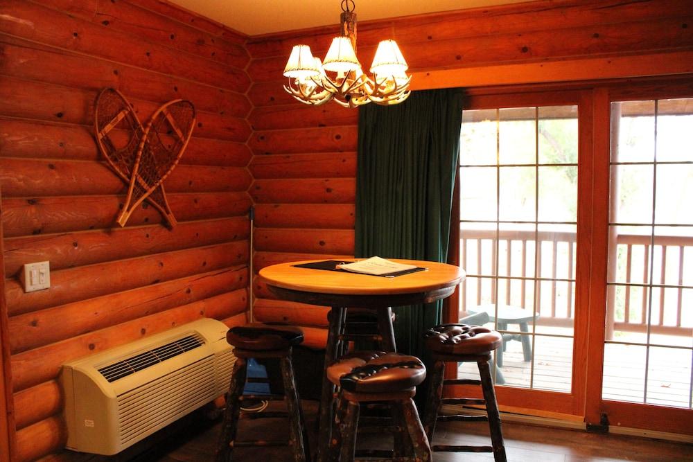 Cedar Lodge and Settlement photo 99