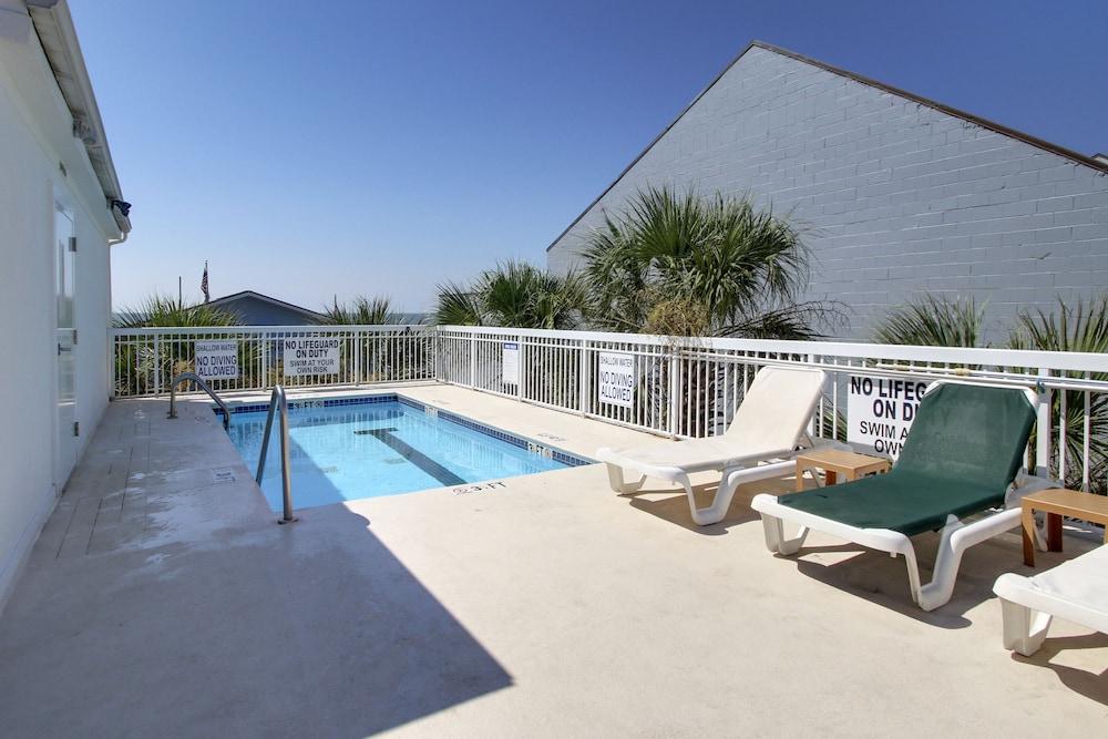 Seaside Inn Oceanfront photo 26