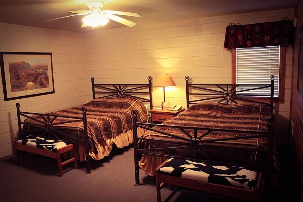 Flying L Ranch Resort photo 10