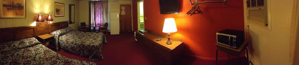 Chateau Motor Lodge photo 16