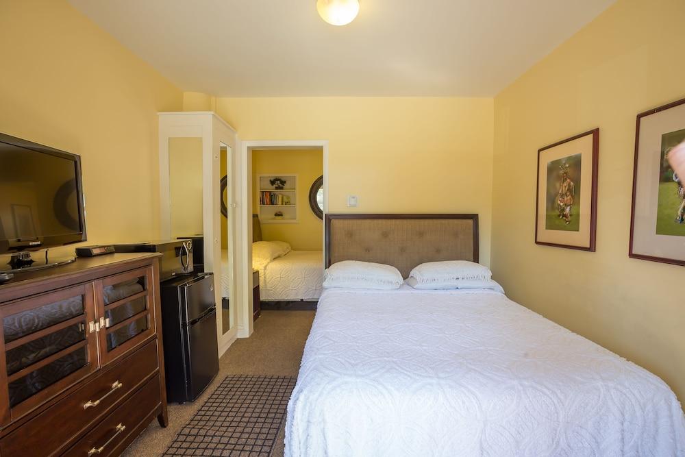 The Lava Hotel photo 6