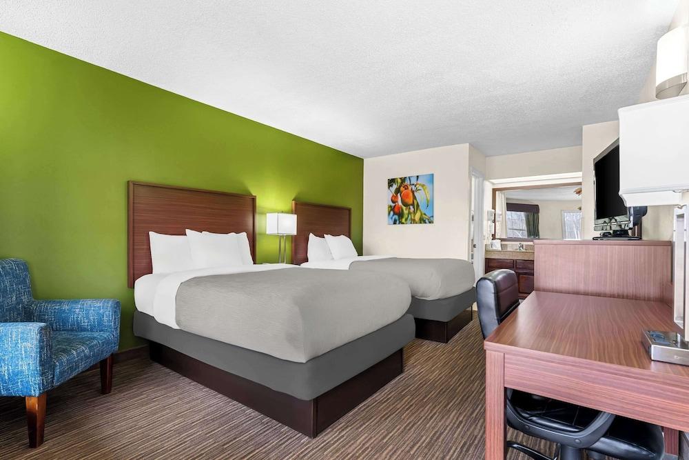 Quality Inn Eastman photo 11