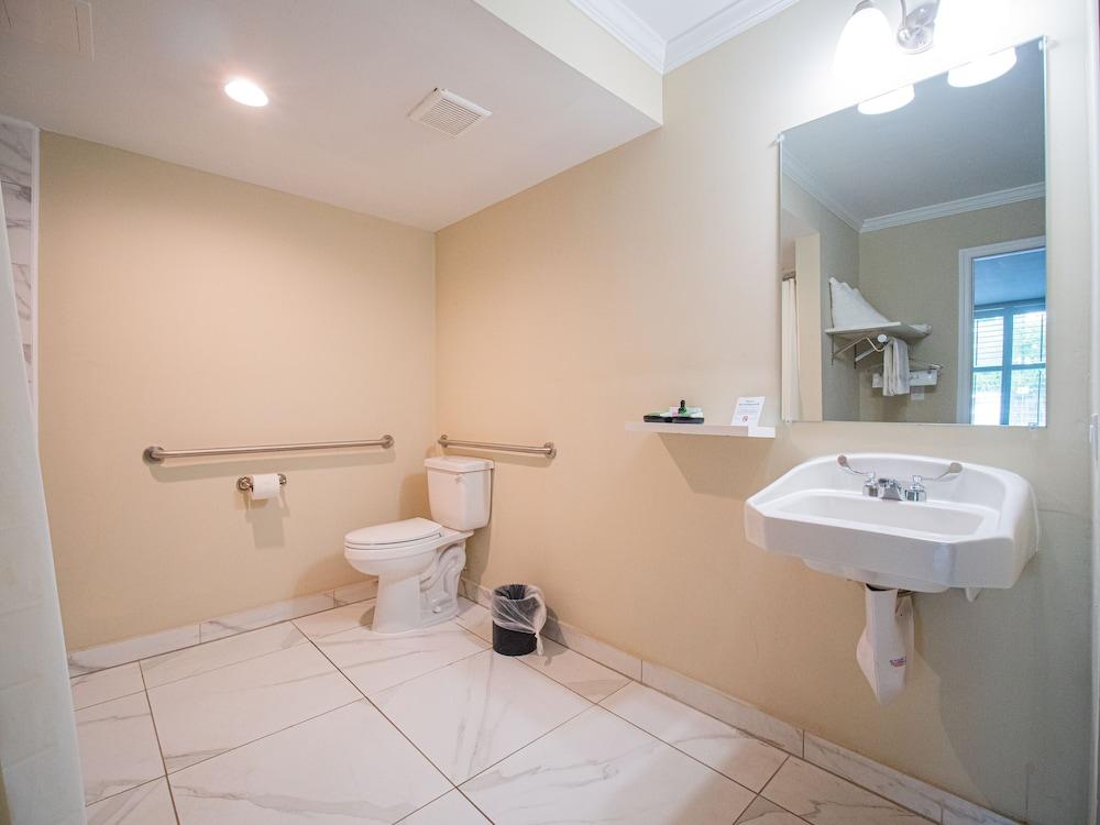 Equus Inn Ocala photo 38