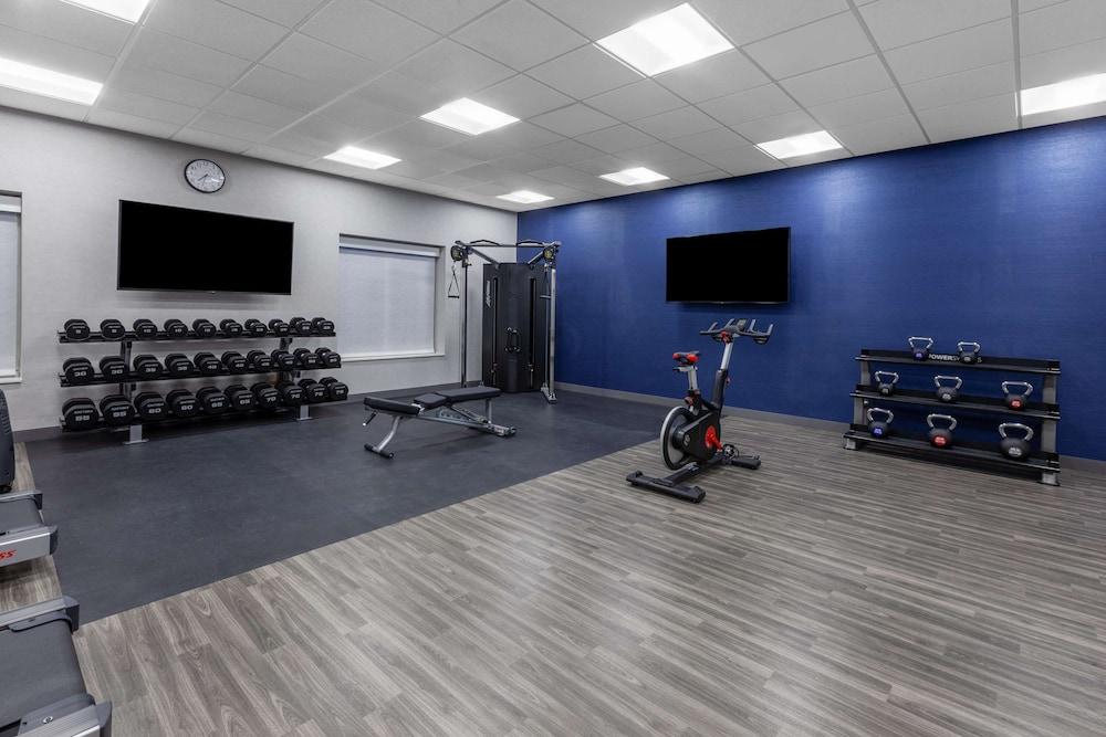 Hampton Inn & Suites Bloomfield Hills Detroit photo 19
