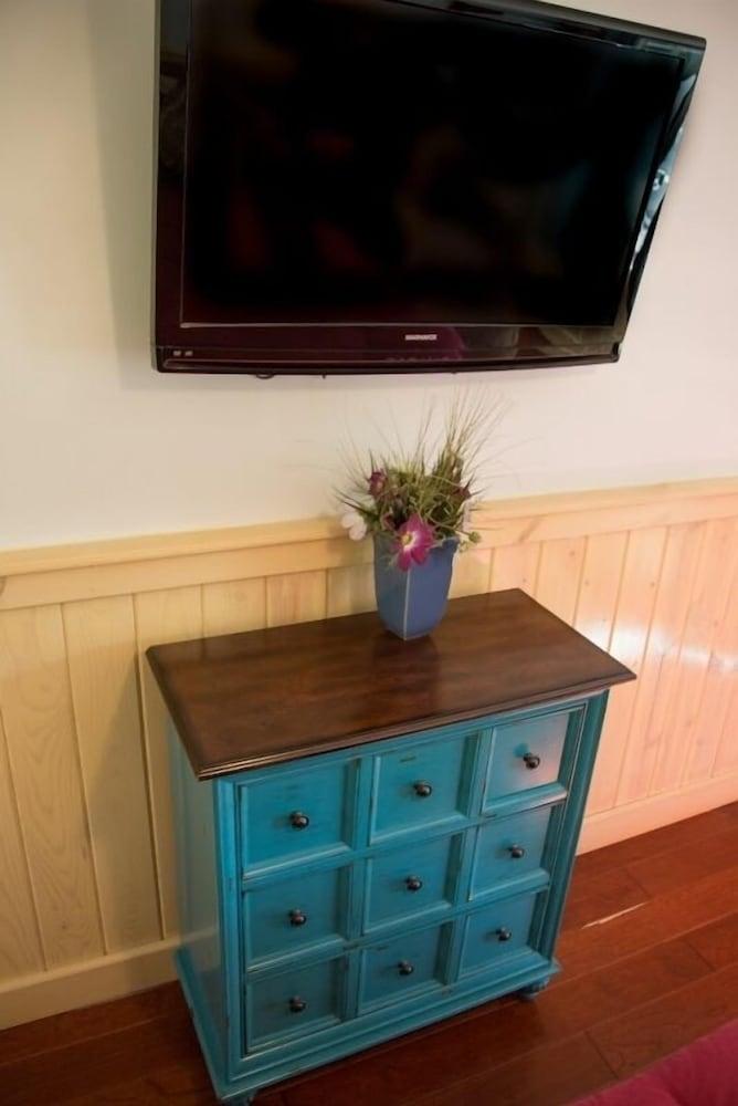 The Homestead Inn photo 48