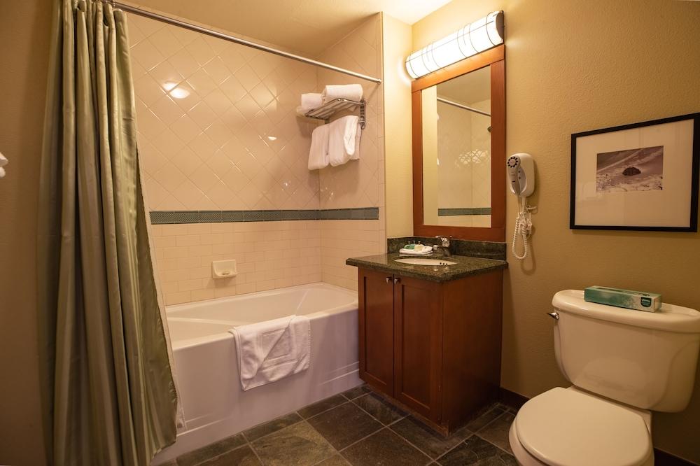 The Village at Palisades Tahoe photo 91
