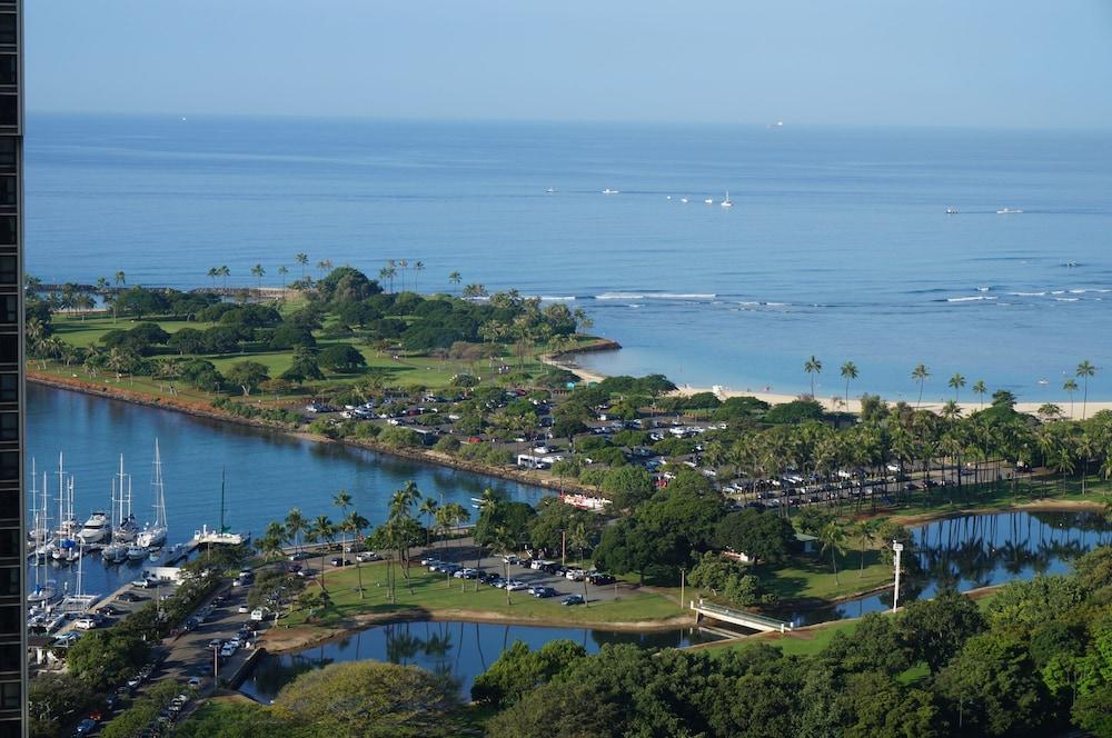 Ala Moana Hotel by LSI Resorts photo 69