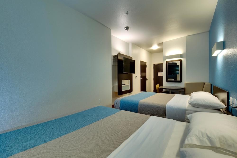Motel 6 Poplar Bluff, MO photo 8