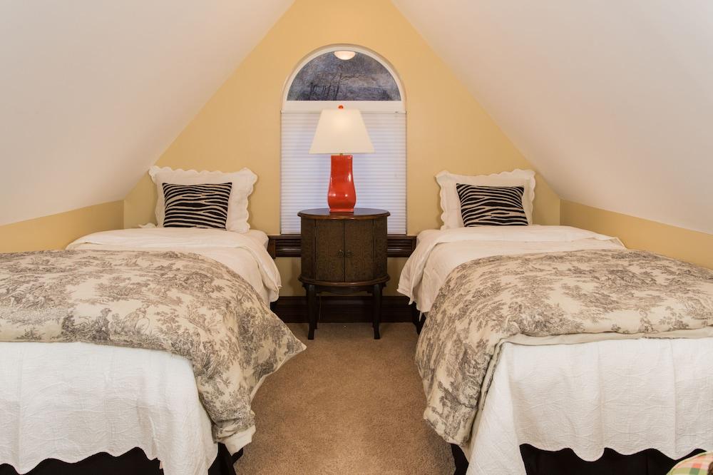 The Victorian Luxury B&B photo 13