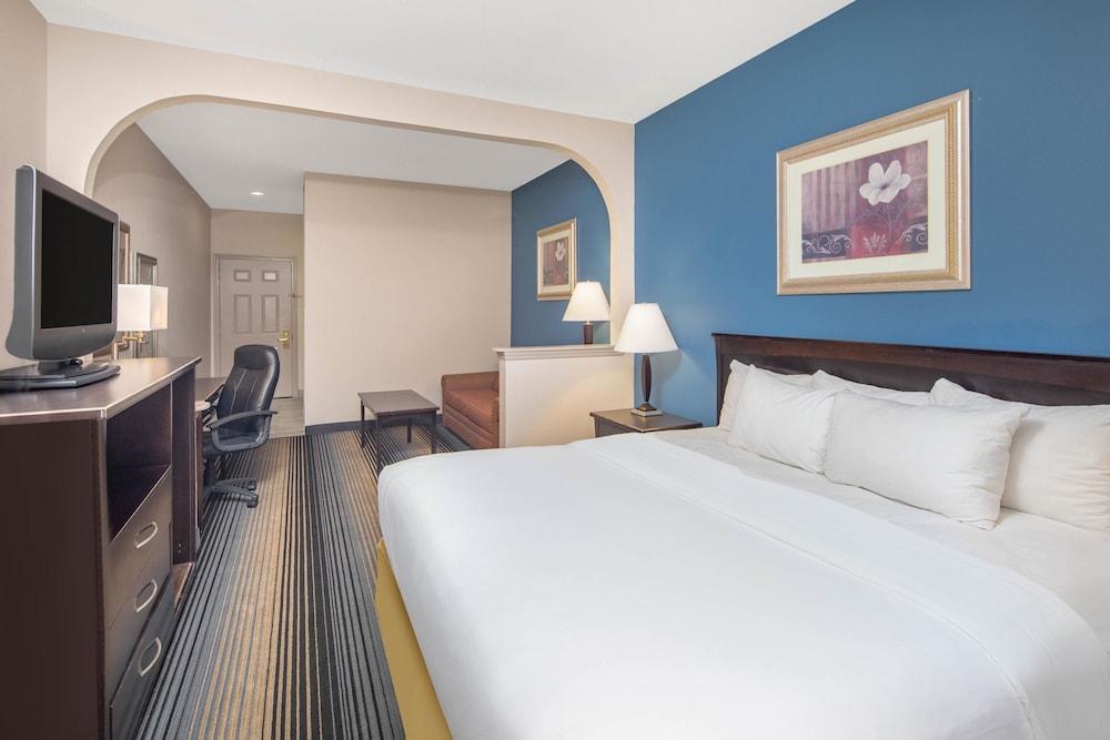 Baymont by Wyndham Laurel photo 4