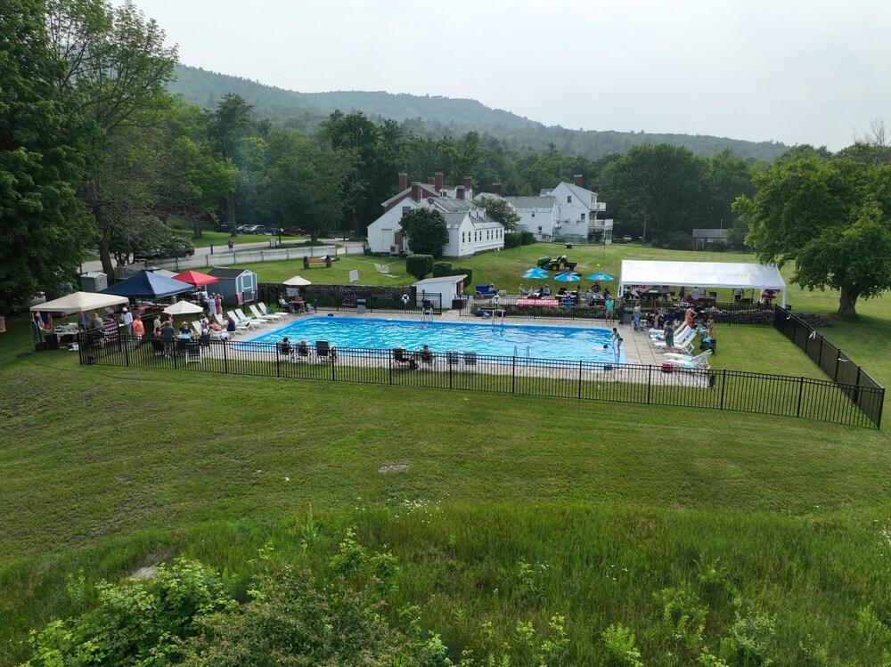 Blue Bear Inn photo 4