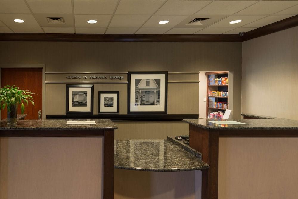 Hampton Inn & Suites Colorado Springs/Air Force Academy photo 7