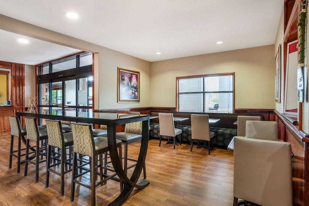 Best Western Plus Circle Inn photo 31