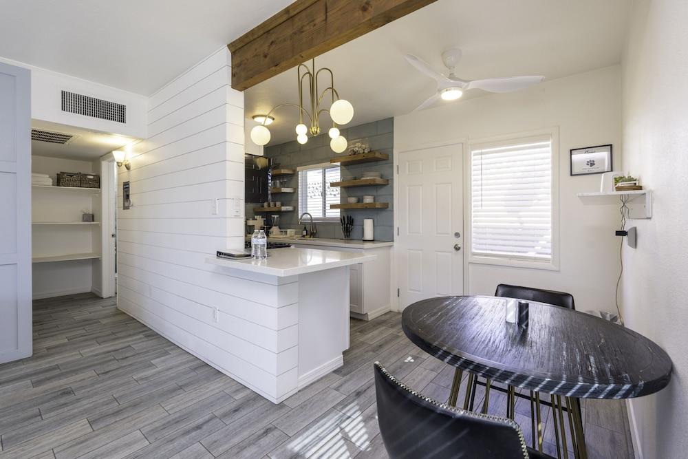 Ash & Ko Boutique Lodging photo 39