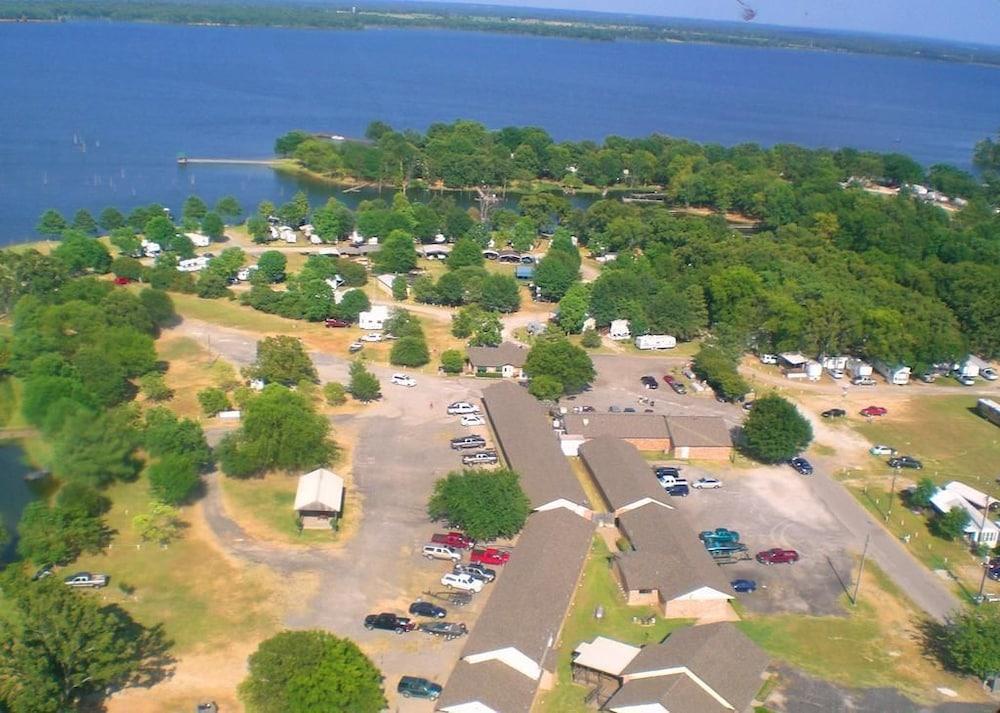 Lake Fork Marina & Motel photo 9