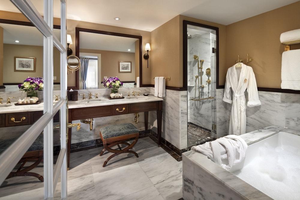 Hotel Plaza Athenee photo 26