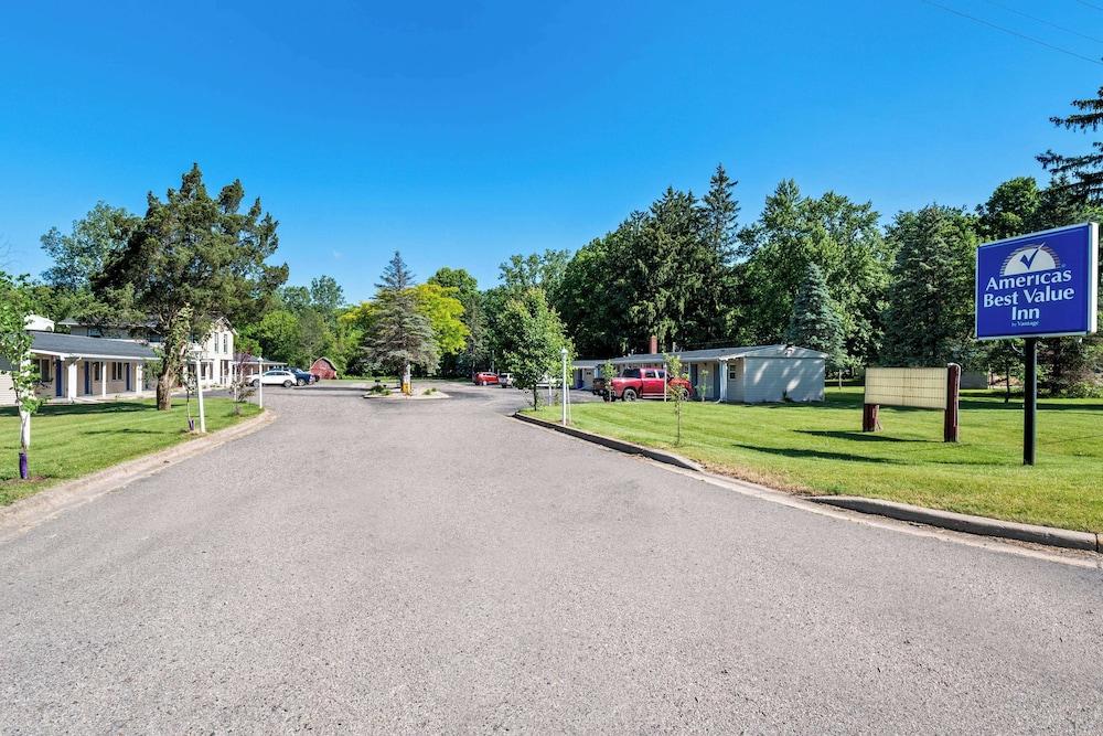 Americas Best Value Inn Jonesville Hillsdale photo 23