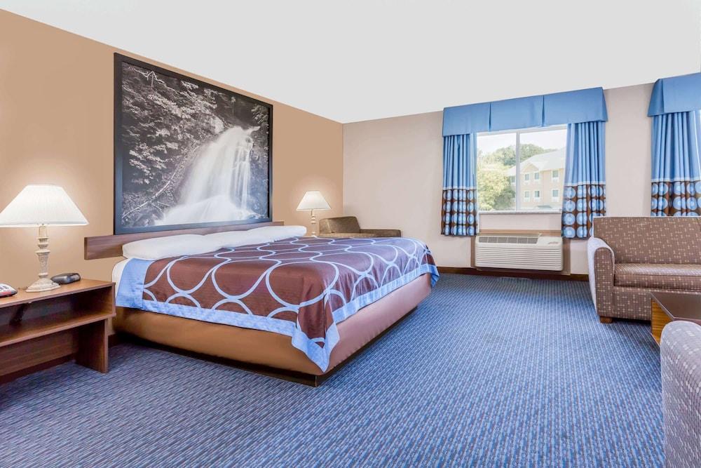 Super 8 by Wyndham El Dorado photo 8