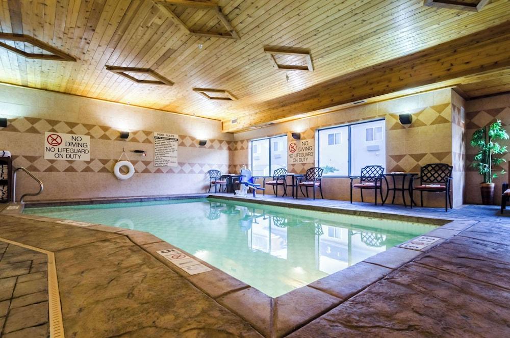 Comfort Suites Salina South photo 53