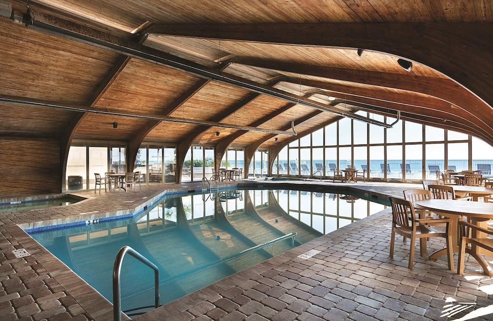 Sands Ocean Club Resort photo 4