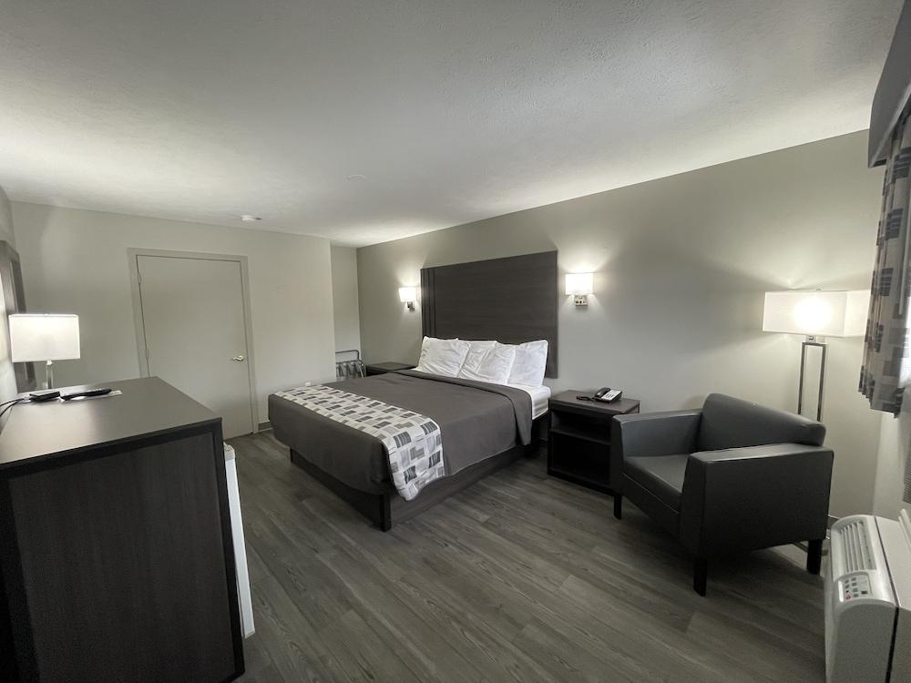 Embassy Inn photo 23
