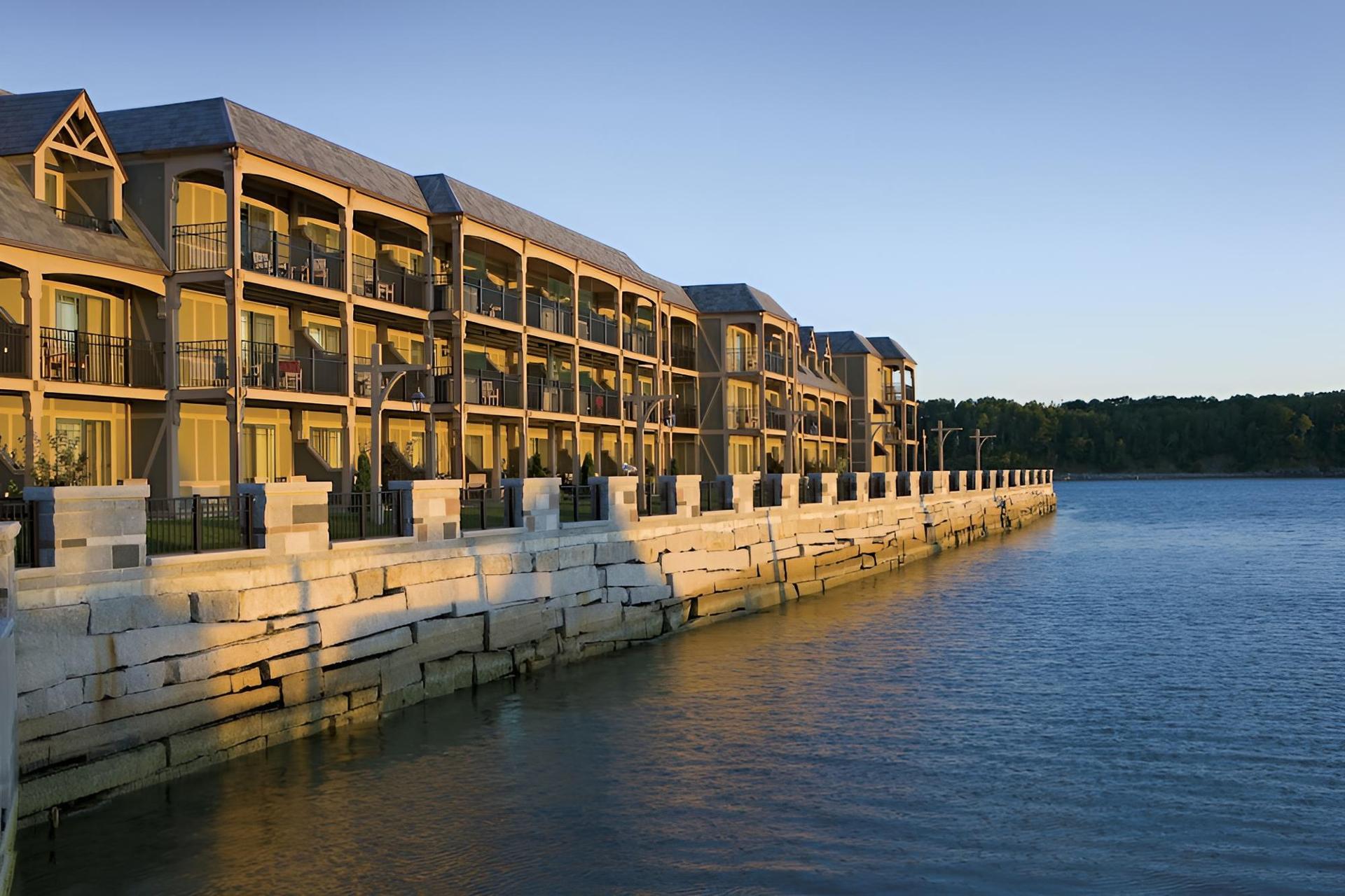 Harborside Hotel Marina And Spa photo 12