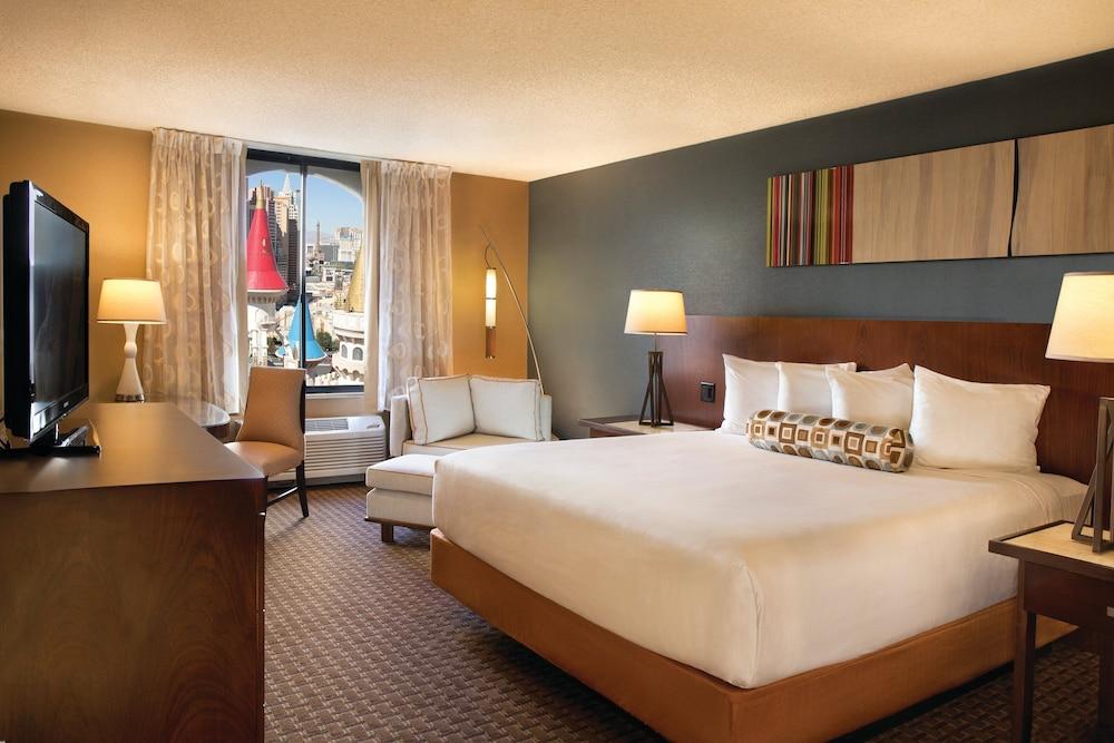 Excalibur Hotel & Casino photo 26