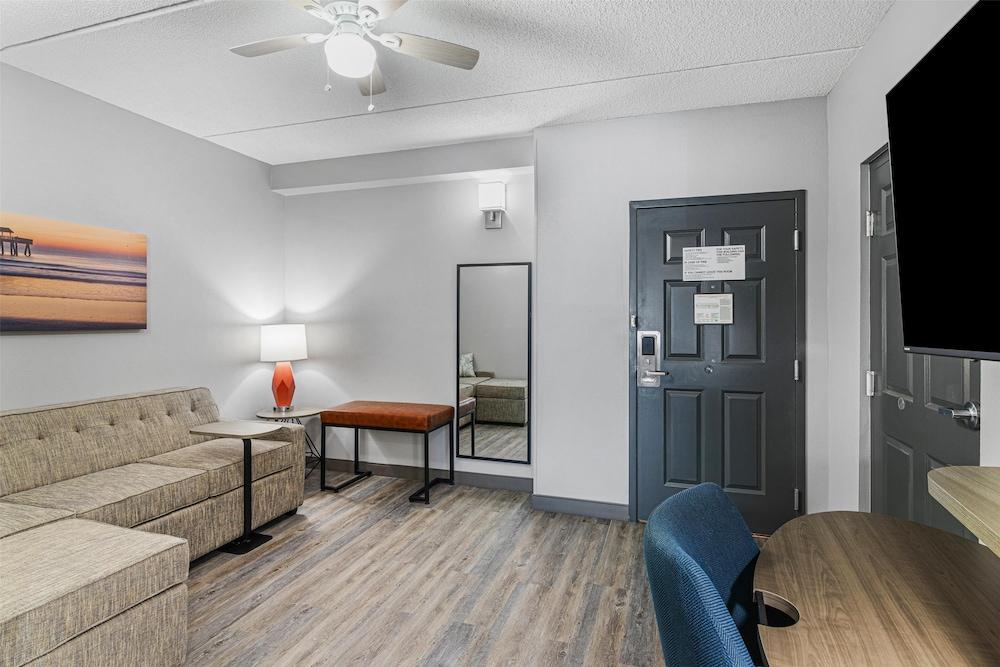 Best Western Plus Savannah Gateway photo 7