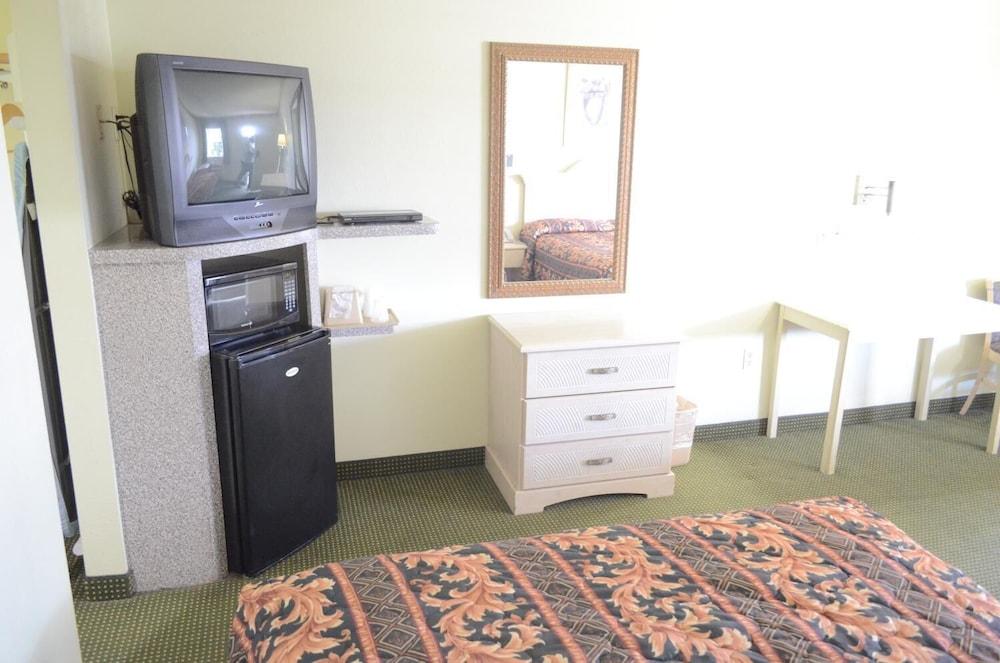Scottish Inns & Suites at NRG Park photo 11