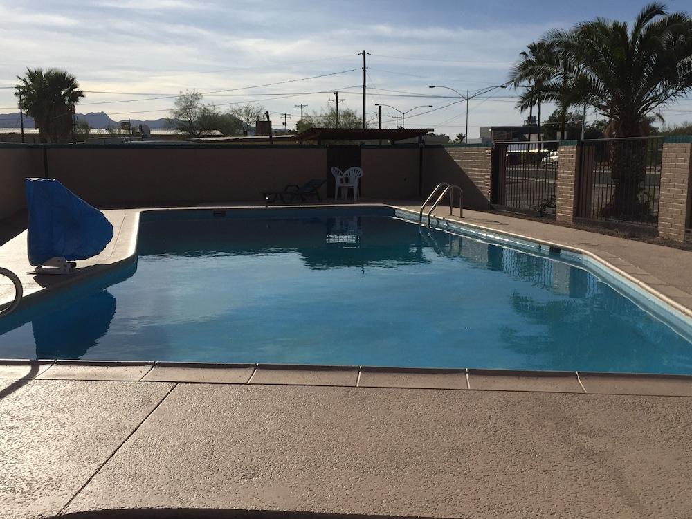 Amazon Motel photo 13