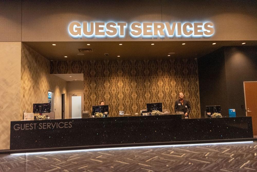 Royal River Casino and Hotel photo 24