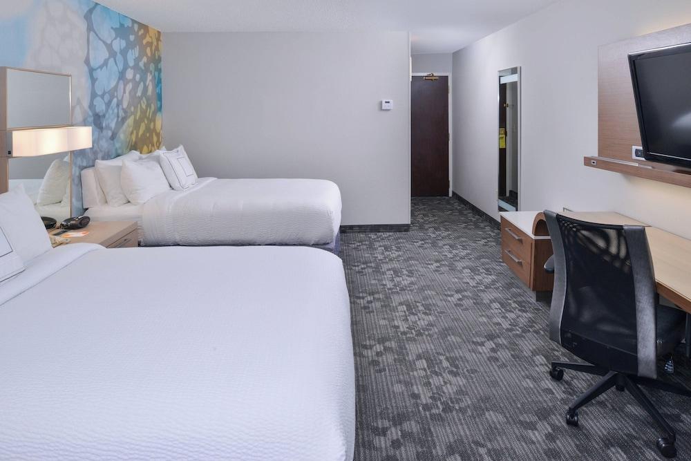 Courtyard Suwanee by Marriott photo 10