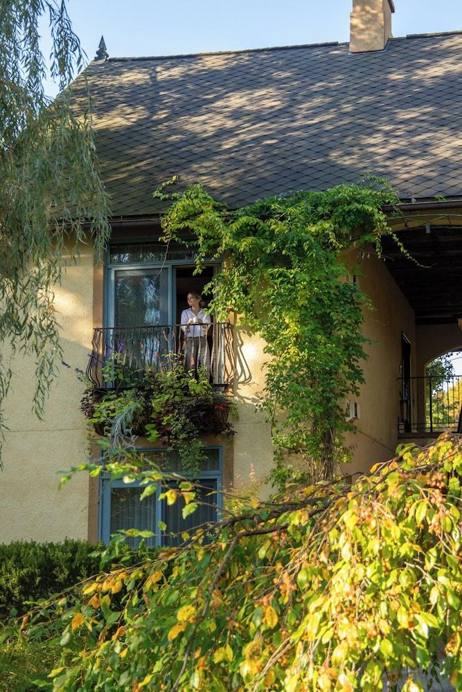 Mirbeau Inn and Spa photo 79