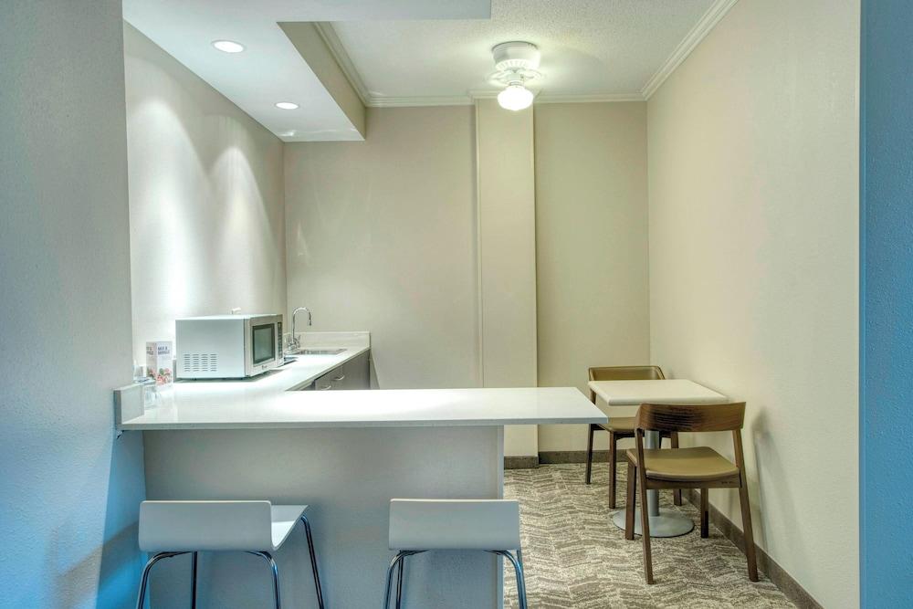 Springhill Suites by Marriott Lawrence photo 22
